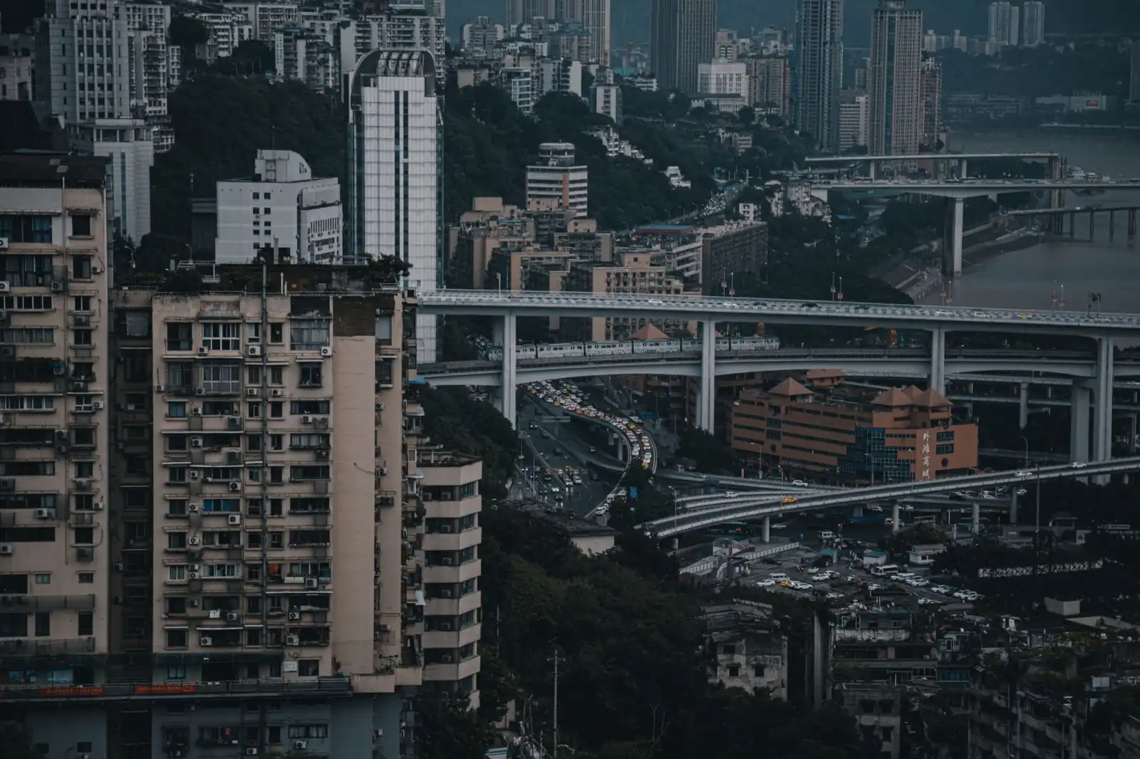 贵州德建福瑞医疗器械全系列监护仪技术参数对比分析